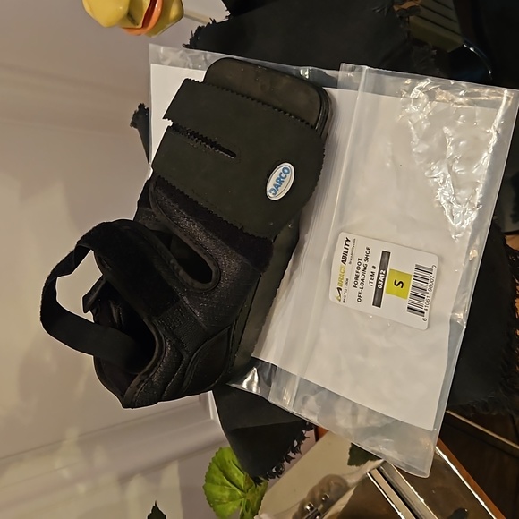 Forefoot Off-Loading Shoe - Picture 1 of 6